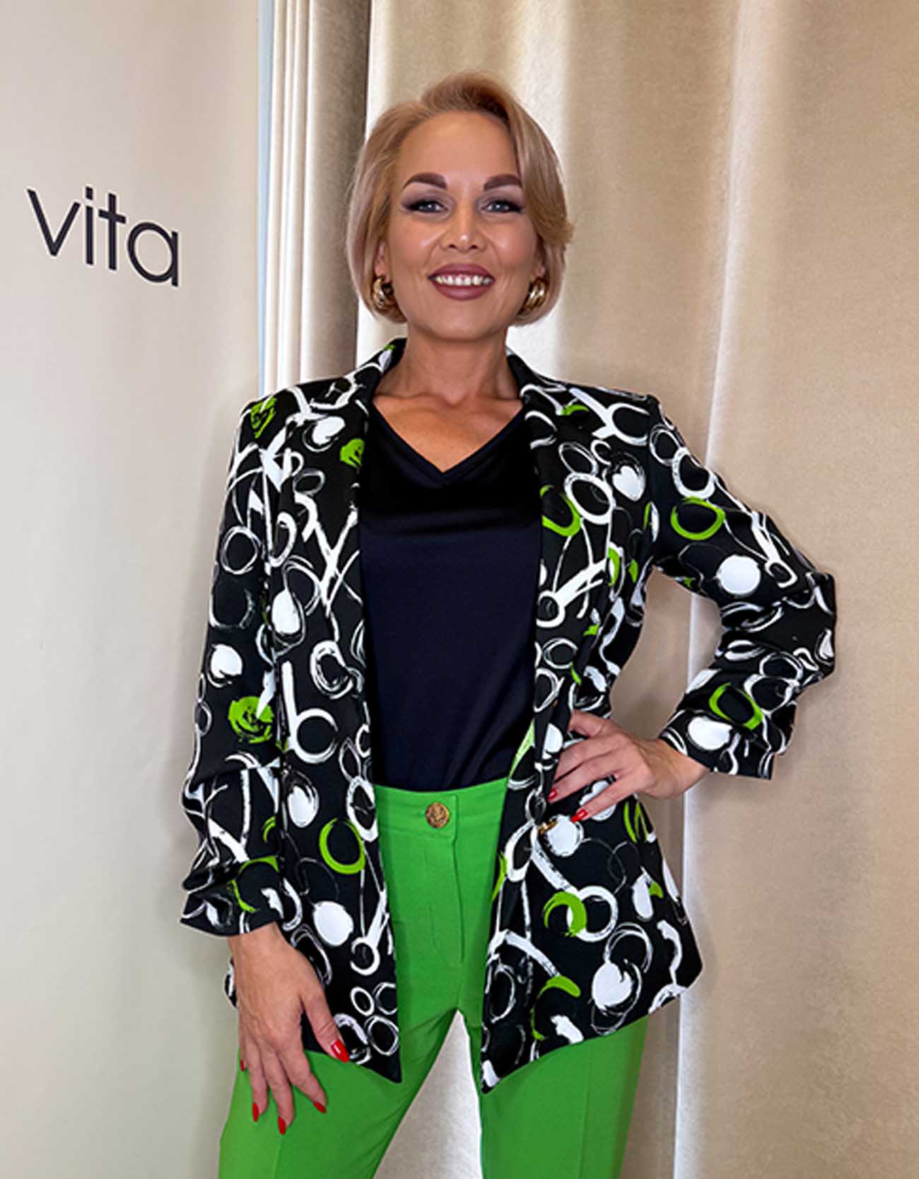 Zöld-fekete-fehér mintás gombos galléros blézer - Image 5