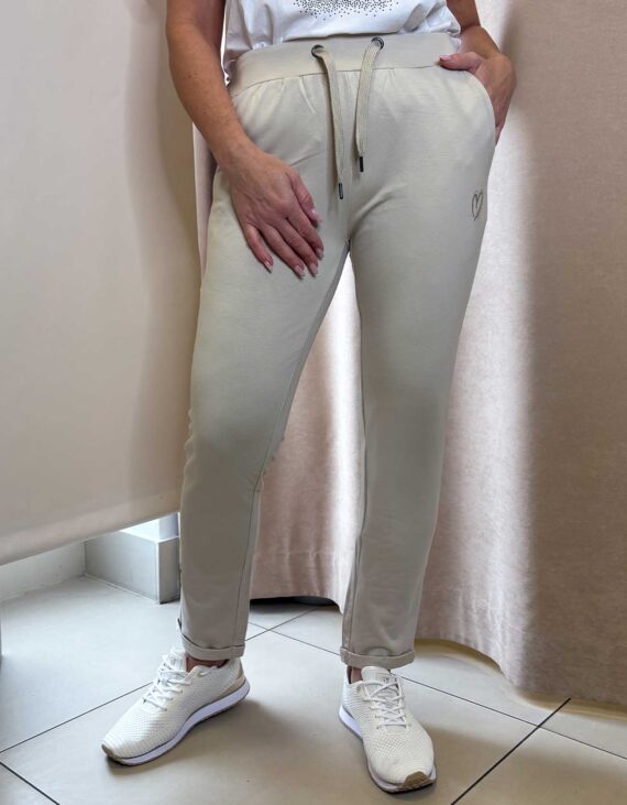 Cream jogger nadrág "Német"